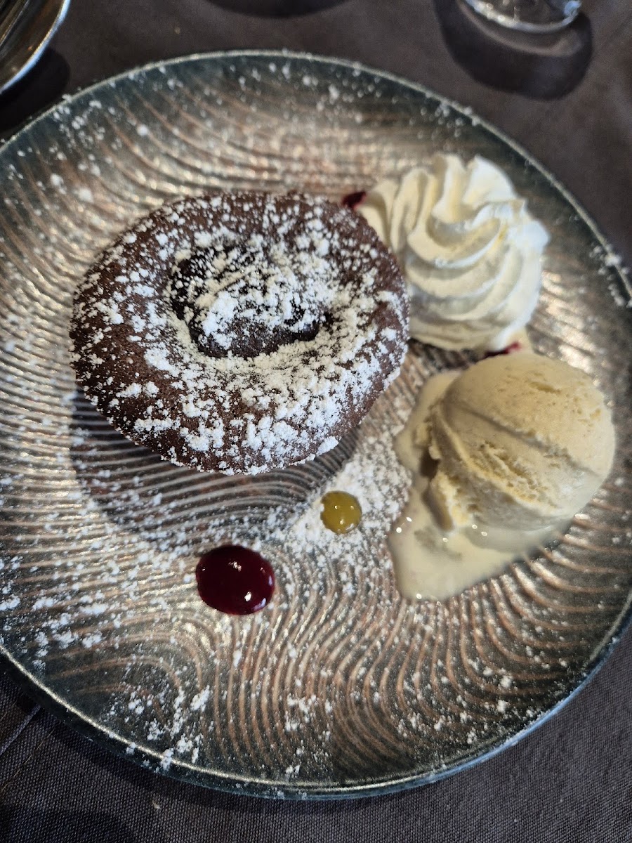 Les Trois Dauphins-4