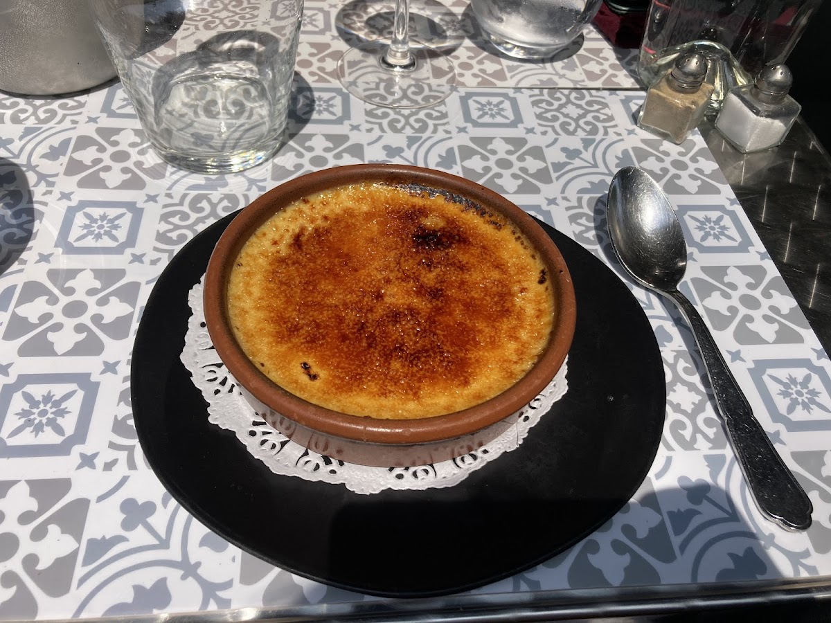 Les Trois Dauphins-9